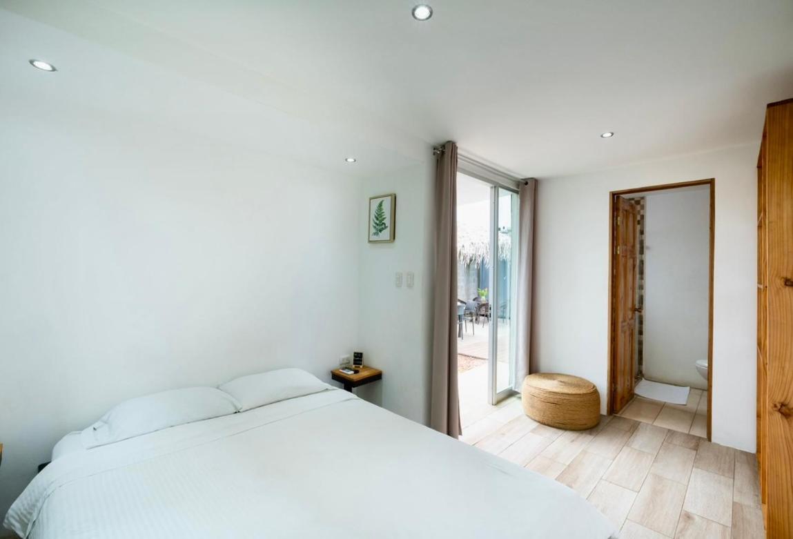 Hotel Bamboo Jaco Luaran gambar